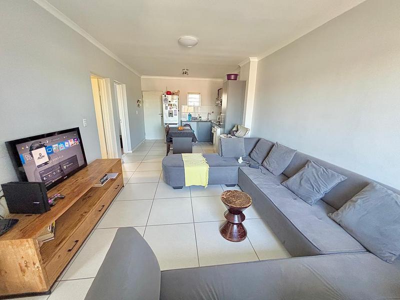 2 Bedroom Property for Sale in Burgundy Estate Western Cape